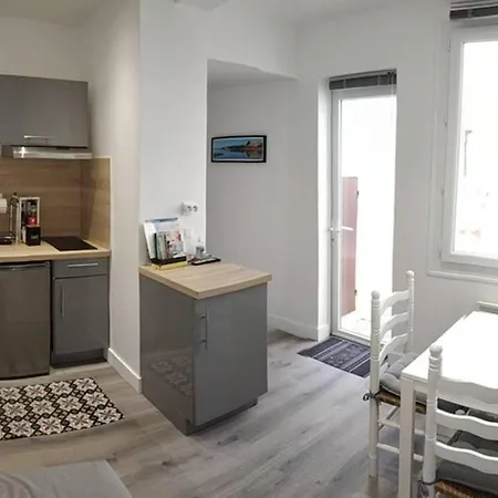 Appartement Exceptionnel : Hypercentre T2 Avec Patio